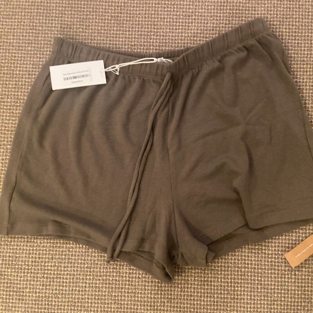 Olina Knit Short